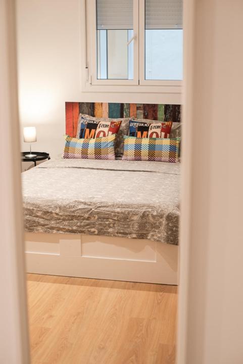 By Universitat Private Rooms バルセロナ エクステリア 写真