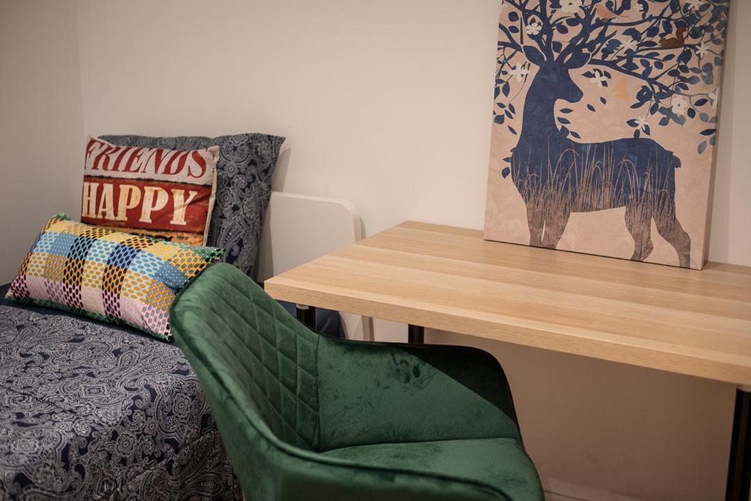 By Universitat Private Rooms バルセロナ エクステリア 写真