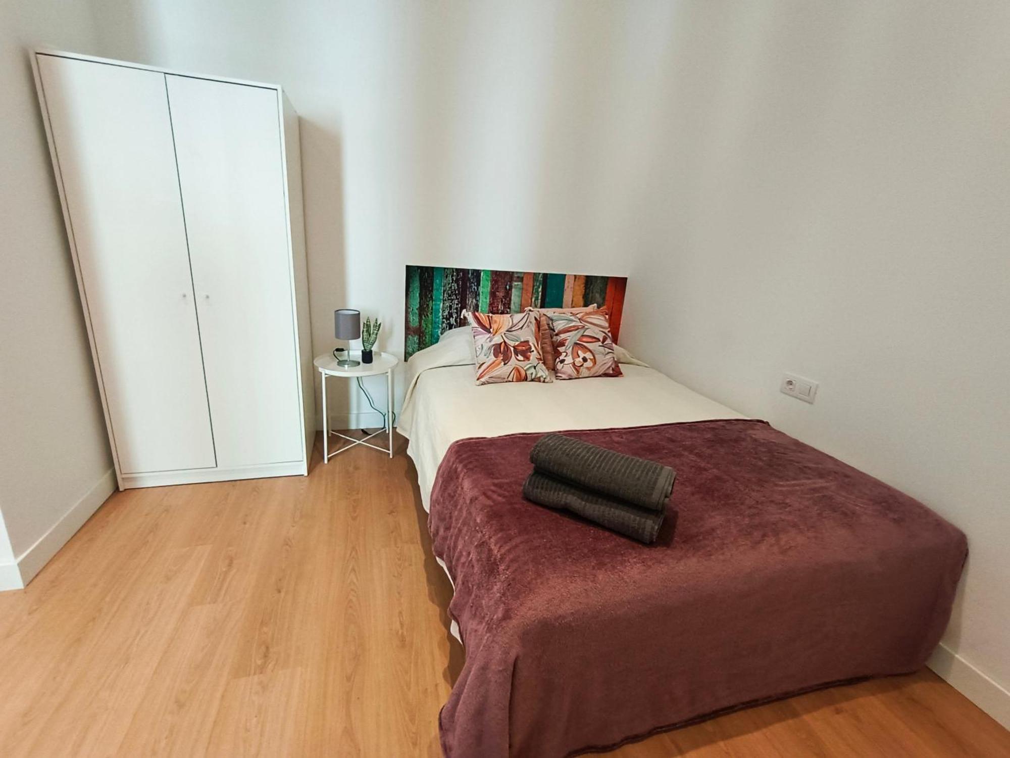 By Universitat Private Rooms バルセロナ エクステリア 写真